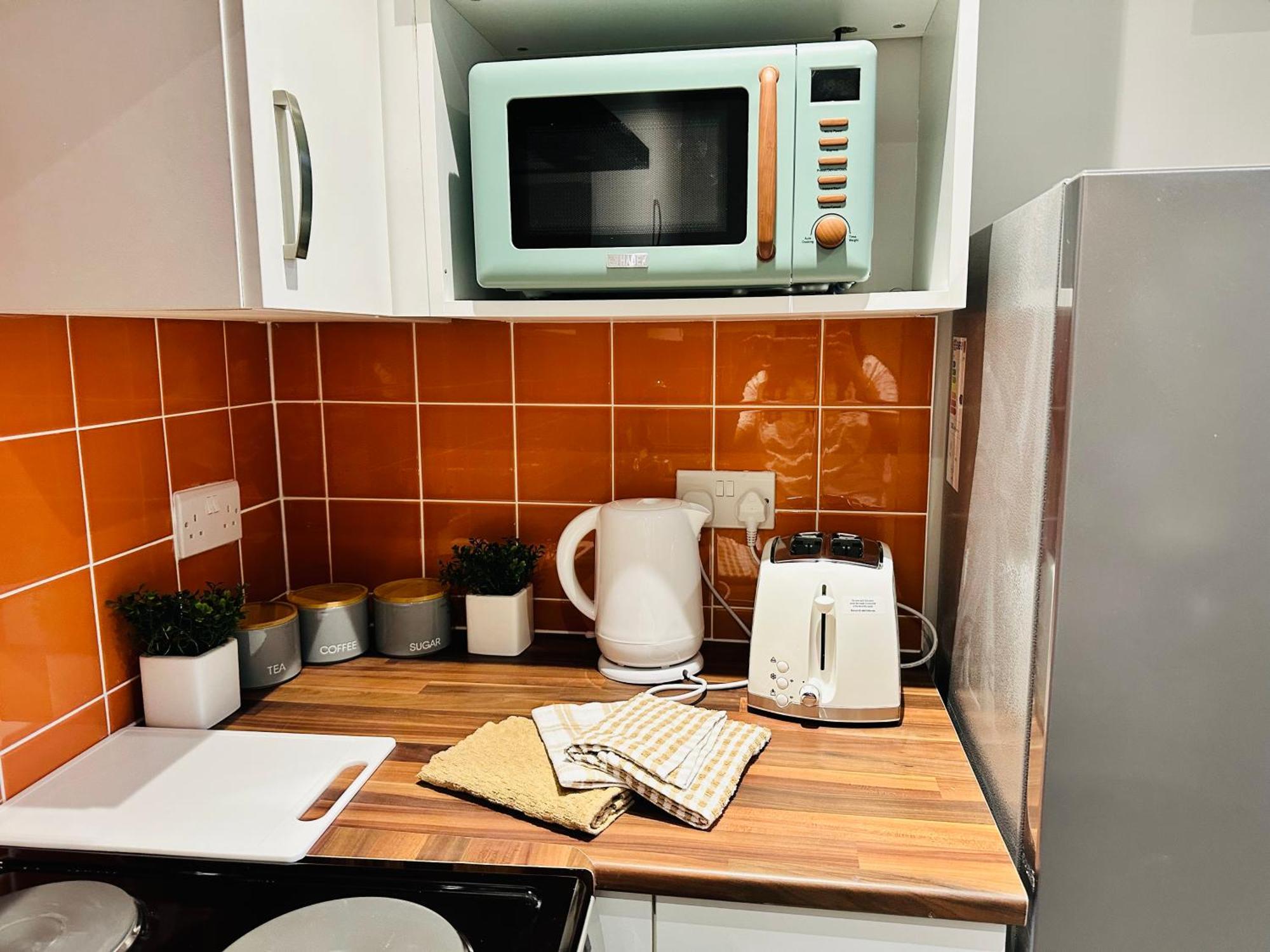 Comfy Studio Flat And Workspace Near Ashton-U-Lyne Station Стейлибридж Екстериор снимка